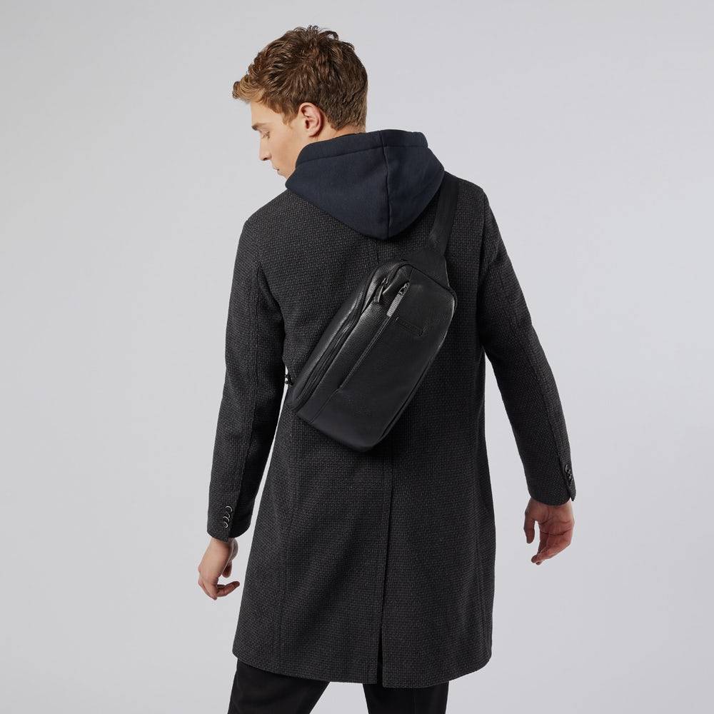 Piquadro Monosling bag with RFID anti-fraud protection Vendita